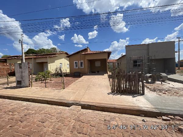 Vende-se em Jose De Freitas-PI  Casa, 70.30 de área total, 70.30 de área privativa, 250.00 de área do terreno,  2_qto(s), a.serv, WC, 1_sala(s), cozinha, Terraco, 1_vaga(s) de garagem.