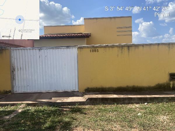 Vende-se em Piracuruca-PI  Casa, 68.00 de área total, 68.00 de área privativa, 161.50 de área do terreno,  2_qto(s), a.serv, WC, 1_sala(s), cozinha, 1_vaga(s) de garagem.