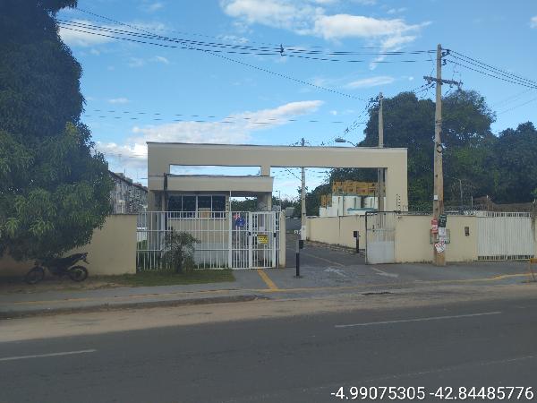 Vende-se em Teresina-PI  apto, 48.68 de área total, 48.68 de área privativa,  2_qto(s), a.serv, WC, 1_sala(s), cozinha, 1_vaga(s) de garagem.