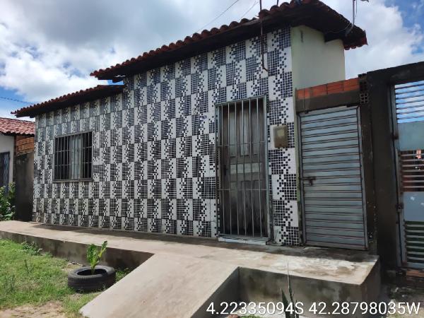 Vende-se em Barras-PI  Casa, 58.60 de área total, 58.60 de área privativa, 200.00 de área do terreno,  2_qto(s), a.serv, WC, 1_sala(s), cozinha.