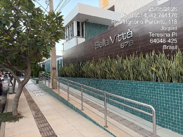 Vende-se em Teresina-PI  apto, 314.85 de área total, 160.86 de área privativa,  3_qto(s), a.serv, WC, 1_sala(s), DCE, cozinha, 3_vaga(s) de garagem.