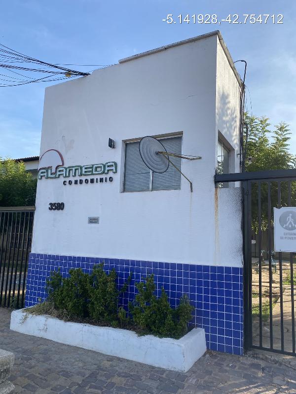 Vende-se em Teresina-PI  apto, 57.30 de área total, 52.76 de área privativa,  2_qto(s), a.serv, WC, 1_sala(s), cozinha, 1_vaga(s) de garagem.