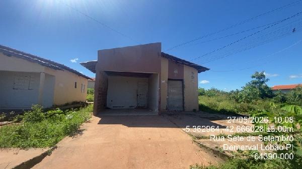 Vende-se em Demerval Lobao-PI  Casa, 55.73 de área total, 55.73 de área privativa, 203.90 de área do terreno,  2_qto(s), WC, 1_sala(s), cozinha, 1_vaga(s) de garagem.