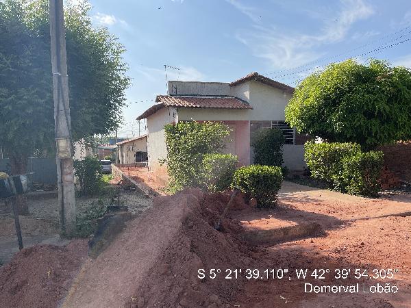 Vende-se em Demerval Lobao-PI  Casa, 58.50 de área total, 58.50 de área privativa, 200.00 de área do terreno,  2_qto(s), varanda, WC, 1_sala(s), cozinha.