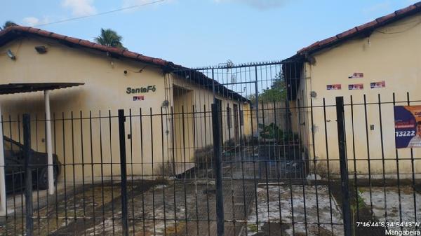 Vende-se em Itapissuma-PE  Casa, 41.85 de área privativa, 41.85 de área do terreno,  2_qto(s), a.serv, WC, 1_sala(s), cozinha, Terraco, 1_vaga(s) de garagem.