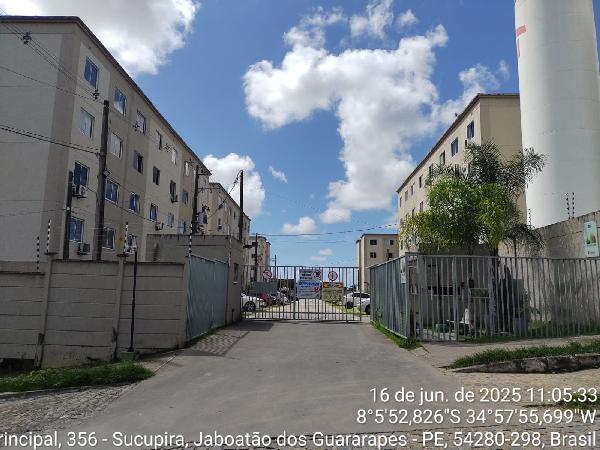 Vende-se em Jaboatao Dos Guararapes-PE  apto, 76.75 de área total, 41.79 de área privativa,  2_qto(s), WC, 1_sala(s), 1_vaga(s) de garagem.