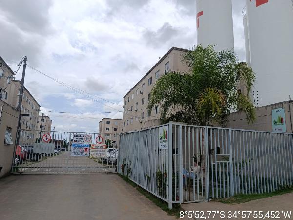 Vende-se em Jaboatao Dos Guararapes-PE  apto, 76.75 de área total, 41.79 de área privativa,  2_qto(s), a.serv, WC, 1_vaga(s) de garagem.