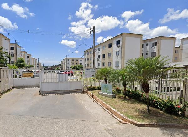 Vende-se em Camaragibe-PE  apto, 65.41 de área total, 41.67 de área privativa,  2_qto(s), a.serv, WC, 1_sala(s), cozinha.