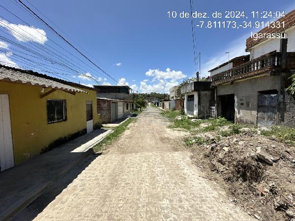 Vende-se em Igarassu-PE  Casa, 60.94 de área total, 60.94 de área privativa,  3_qto(s), a.serv, WC, 1_sala(s), cozinha, Terraco, 1_vaga(s) de garagem.