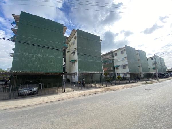 Vende-se em Olinda-PE  apto, 74.71 de área total, 57.04 de área privativa,  2_qto(s), varanda, a.serv, WC, WC Emp, 1_sala(s), cozinha.