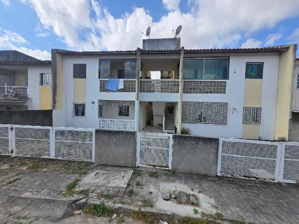Vende-se em Caruaru-PE  apto, 56.54 de área total, 54.83 de área privativa,  2_qto(s), a.serv, WC, 1_sala(s), cozinha, Terraco, 1_vaga(s) de garagem.