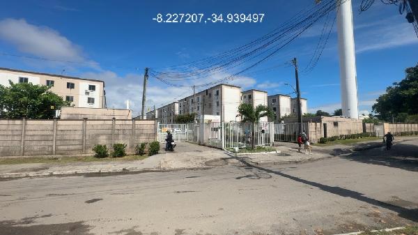 Vende-se em Jaboatao Dos Guararapes-PE  apto, 68.37 de área total, 41.56 de área privativa,  2_qto(s), a.serv, WC, 1_sala(s), cozinha.