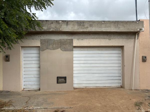 Vende-se em Santa Cruz Do Capibaribe-PE  Casa, 67.25 de área total, 67.25 de área privativa, 136.50 de área do terreno,  2_qto(s), a.serv, WC, 1_sala(s), cozinha, Terraco.