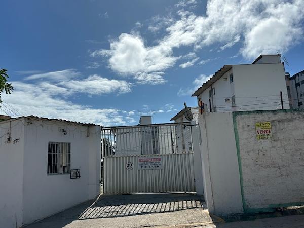 Vende-se em Olinda-PE  apto, 50.01 de área total, 44.11 de área privativa,  2_qto(s), a.serv, WC, 1_sala(s), cozinha.
