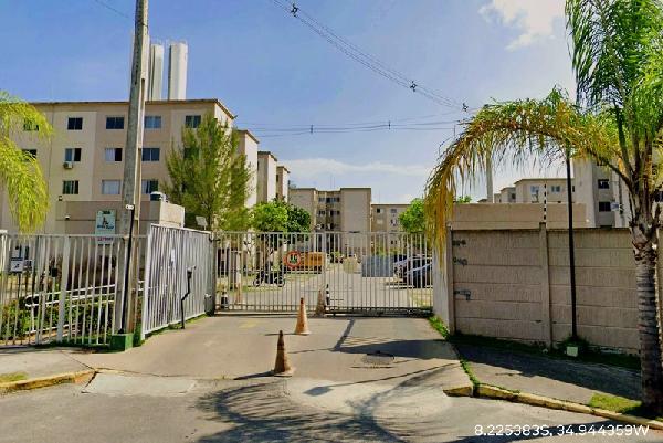 Vende-se em Jaboatao Dos Guararapes-PE  apto, 78.09 de área total, 41.79 de área privativa,  2_qto(s), a.serv, WC, 1_sala(s), cozinha.
