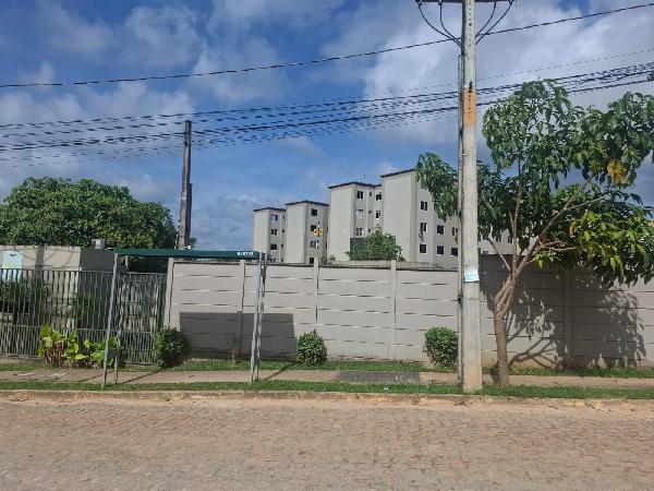 Vende-se em Camaragibe-PE  apto, 96.04 de área total, 41.79 de área privativa,  2_qto(s), a.serv, WC, 1_sala(s), cozinha, 1_vaga(s) de garagem.