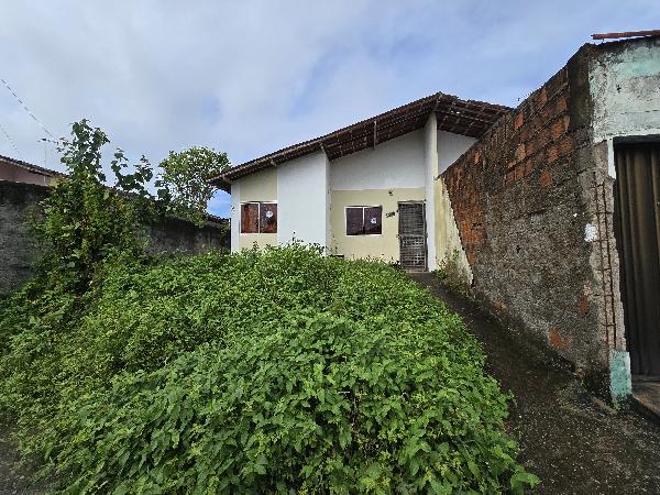 Vende-se em Igarassu-PE  Casa, 55.30 de área total, 55.04 de área privativa, 55.30 de área do terreno,  2_qto(s), a.serv, WC, 1_sala(s), cozinha, 1_vaga(s) de garagem.