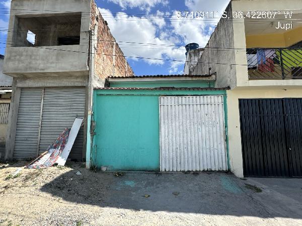 Vende-se em Jupi-PE  Casa, 49.75 de área privativa, 60.00 de área do terreno,  2_qto(s), a.serv, WC, 2_sala(s), cozinha.