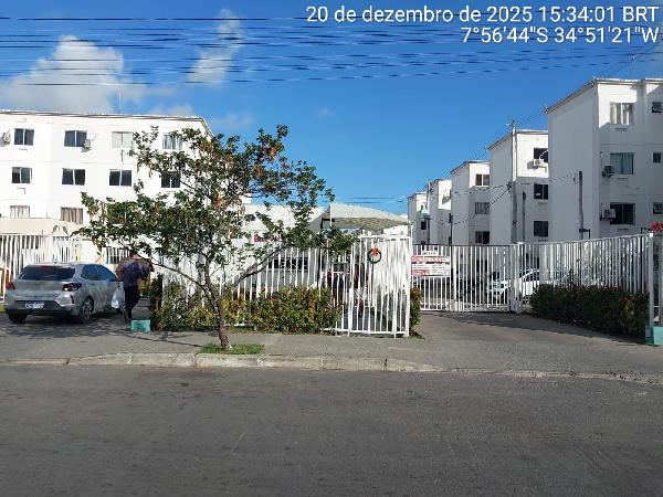 Vende-se em Paulista-PE  apto, 47.33 de área total, 41.79 de área privativa,  2_qto(s), WC, 1_sala(s), cozinha, 1_vaga(s) de garagem.