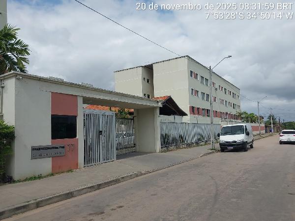Vende-se em Paulista-PE  apto, 78.13 de área total, 46.52 de área privativa,  2_qto(s), a.serv, WC, 1_sala(s), cozinha, 1_vaga(s) de garagem.