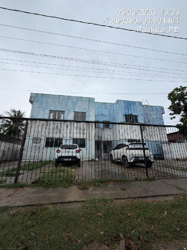 Vende-se em Paulista-PE  Casa, 57.22 de área total, 43.01 de área privativa, 361.47 de área do terreno,  2_qto(s), a.serv, WC, 1_sala(s), cozinha, 1_vaga(s) de garagem.