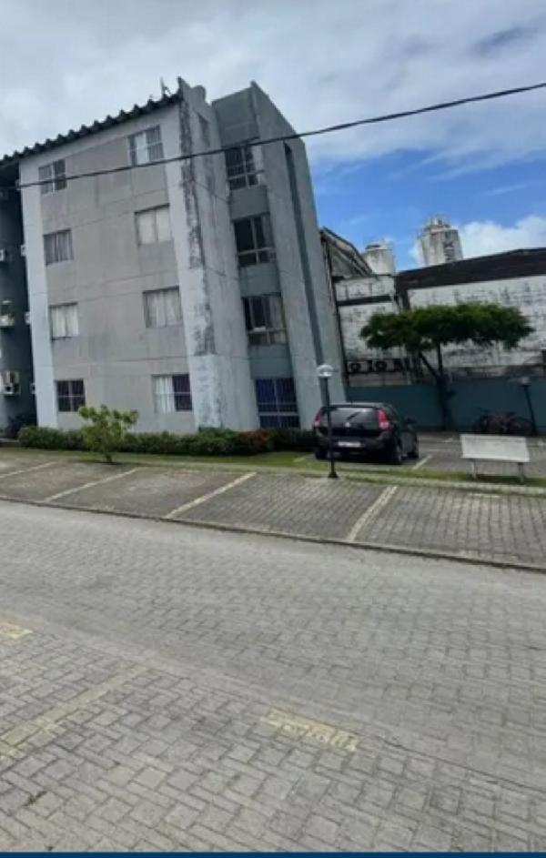 Vende-se em Olinda-PE  apto, 47.05 de área total, 40.47 de área privativa,  2_qto(s), a.serv, WC, 1_sala(s), cozinha, 1_vaga(s) de garagem.