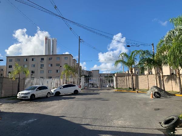 Vende-se em Jaboatao Dos Guararapes-PE  apto, 78.09 de área total, 41.79 de área privativa,  2_qto(s), WC, 1_sala(s), cozinha.
