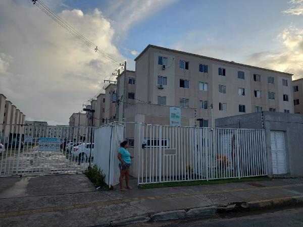 Vende-se em Paulista-PE  apto, 77.88 de área total, 41.79 de área privativa,  2_qto(s), WC, 1_sala(s), cozinha, 1_vaga(s) de garagem.