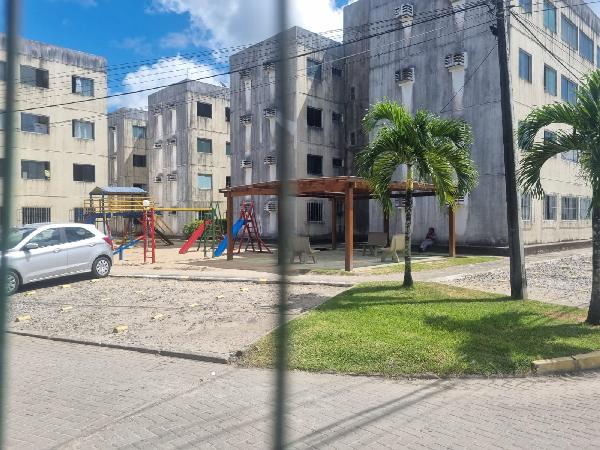 Vende-se em Jaboatao Dos Guararapes-PE  apto, 50.36 de área privativa,  2_qto(s), a.serv, WC, 1_sala(s), cozinha, 1_vaga(s) de garagem.