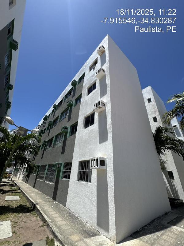 Vende-se em Paulista-PE  apto, 61.77 de área total, 43.03 de área privativa,  2_qto(s), a.serv, WC, 1_sala(s), cozinha, 1_vaga(s) de garagem.