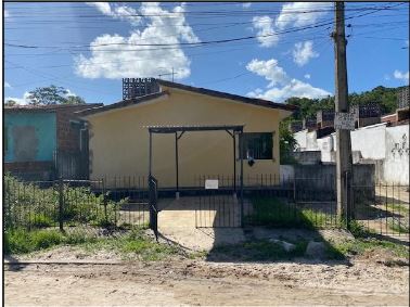 Vende-se em Igarassu-PE  Casa, 47.88 de área privativa, 600.00 de área do terreno,  2_qto(s), varanda, a.serv, WC, 1_sala(s), cozinha, 1_vaga(s) de garagem.