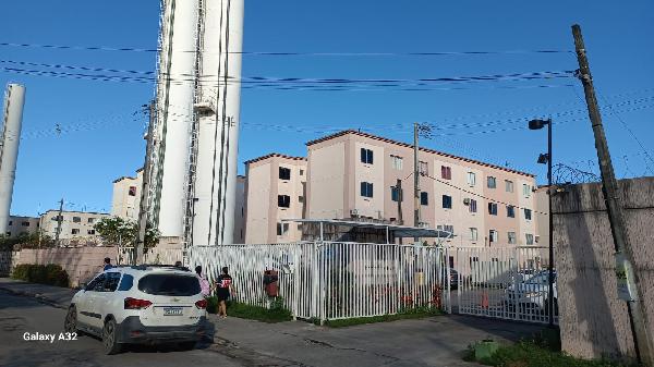 Vende-se em Paulista-PE  apto, 93.62 de área total, 41.67 de área privativa,  2_qto(s), a.serv, WC, 1_sala(s), cozinha, 1_vaga(s) de garagem.