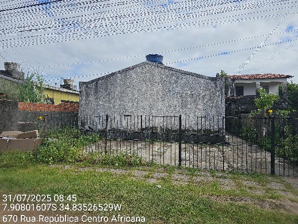 Vende-se em Paulista-PE  Casa, 48.45 de área total, 48.45 de área privativa, 360.00 de área do terreno,  2_qto(s), varanda, a.serv, WC, 1_sala(s), cozinha, Terraco, 1_vaga(s) de garagem.