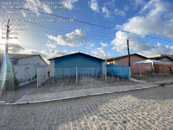 Vende-se em Itapissuma-PE  Casa, 41.85 de área total, 41.85 de área privativa, 41.85 de área do terreno,  2_qto(s), a.serv, WC, 1_sala(s), cozinha, Terraco, 1_vaga(s) de garagem.