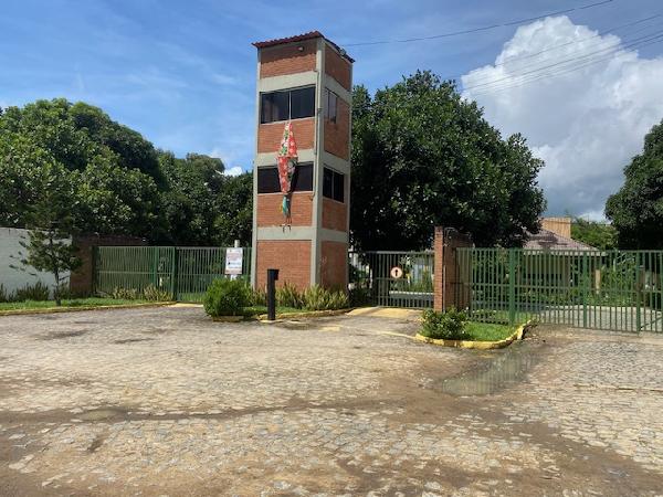 Vende-se em Paudalho-PE  Casa, 120.09 de área total, 110.74 de área privativa, 200.00 de área do terreno,  2_qto(s), a.serv, WC, 3_sala(s), cozinha, Terraco, 1_vaga(s) de garagem.