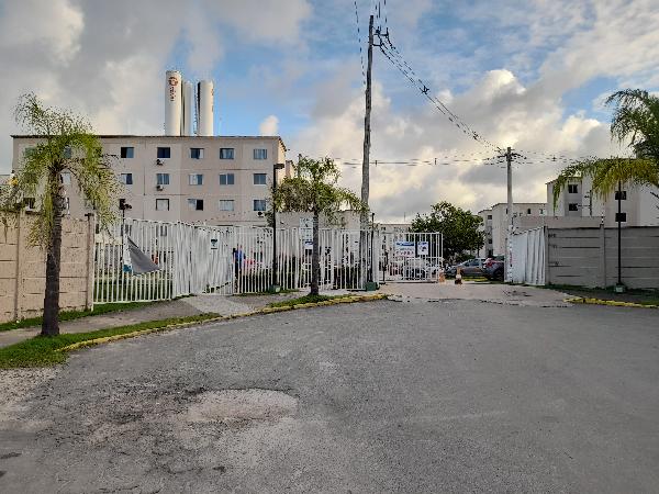 Vende-se em Jaboatao Dos Guararapes-PE  apto, 78.09 de área total, 41.79 de área privativa,  2_qto(s), a.serv, WC, 1_sala(s), cozinha.