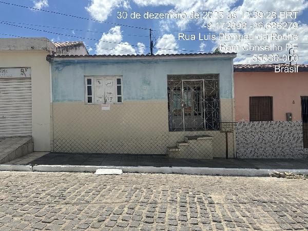 Vende-se em Bom Conselho-PE  Casa, 112.00 de área total, 112.00 de área privativa, 133.00 de área do terreno.