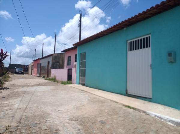 Vende-se em Cha De Alegria-PE  Casa, 50.36 de área privativa, 91.00 de área do terreno,  2_qto(s), WC, 1_sala(s), cozinha, Terraco.