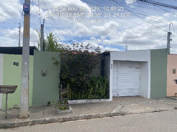 Vende-se em Belo Jardim-PE  Casa, 46.30 de área total, 46.30 de área privativa, 148.20 de área do terreno,  2_qto(s), a.serv, WC, 1_sala(s), cozinha, 1_vaga(s) de garagem.