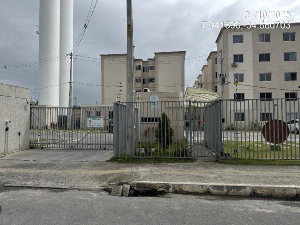 Vende-se em Paulista-PE  apto, 79.41 de área total, 41.79 de área privativa,  2_qto(s), WC, 1_sala(s), cozinha, 1_vaga(s) de garagem.