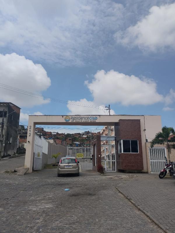 Vende-se em Jaboatao Dos Guararapes-PE  apto, 69.25 de área total, 46.33 de área privativa,  2_qto(s), varanda, WC, 1_sala(s), cozinha.