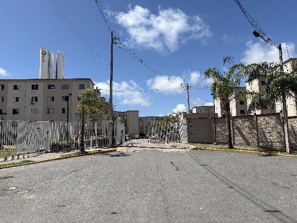 Vende-se em Jaboatao Dos Guararapes-PE  apto, 78.09 de área total, 41.79 de área privativa,  2_qto(s), WC, 1_sala(s), cozinha.