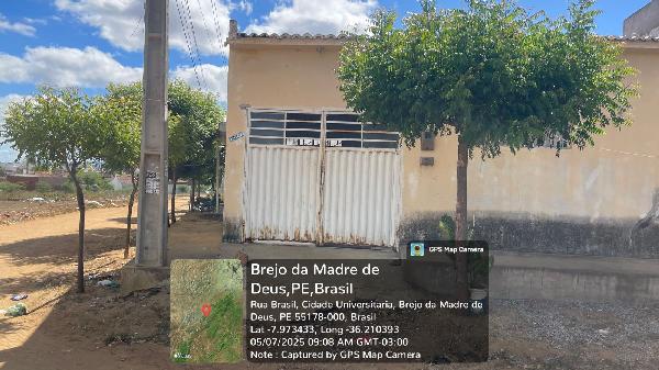 Vende-se em Brejo Da Madre De Deus-PE  Casa, 73.80 de área total, 73.80 de área privativa, 82.80 de área do terreno,  2_qto(s), a.serv, WC, 1_sala(s), cozinha, Terraco.