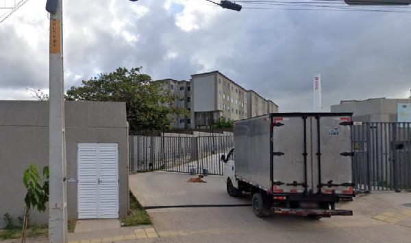 Vende-se em Camaragibe-PE  apto, 96.04 de área total, 41.79 de área privativa,  2_qto(s), WC, 1_sala(s), cozinha.