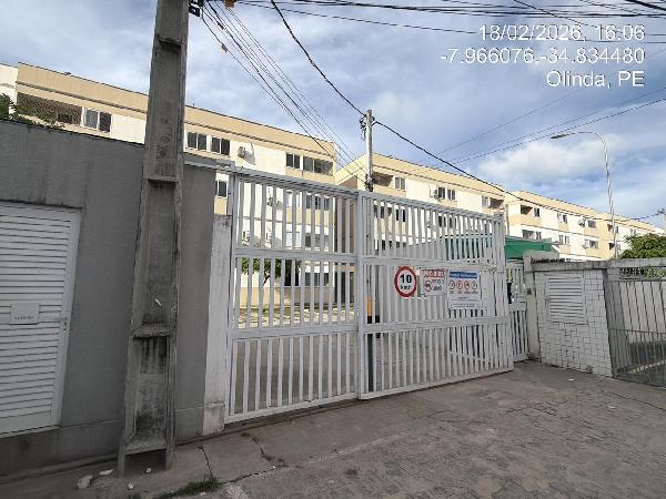 Vende-se em Olinda-PE  apto, 74.49 de área total, 46.91 de área privativa,  2_qto(s), WC, 1_sala(s), cozinha, 1_vaga(s) de garagem.
