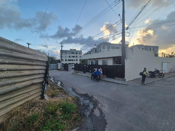 Vende-se em Jaboatao Dos Guararapes-PE  apto, 57.24 de área total, 50.36 de área privativa,  2_qto(s), a.serv, WC, 1_sala(s), cozinha.