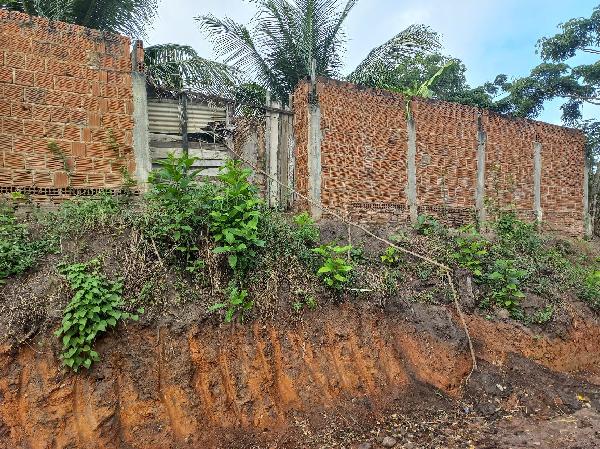 Vende-se em Lagoa Do Carro-PE  Terreno, 2512.50 de área do terreno.