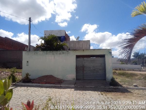 Vende-se em Sao Joaquim Do Monte-PE  Casa, 80.00 de área total, 80.00 de área privativa, 128.00 de área do terreno,  2_qto(s), a.serv, WC, 1_sala(s), cozinha, Terraco.