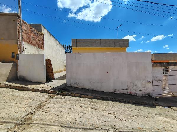 Vende-se em Cha De Alegria-PE  Casa, 57.81 de área total, 57.81 de área privativa, 127.50 de área do terreno,  2_qto(s), a.serv, WC, 1_sala(s), cozinha, Terraco.