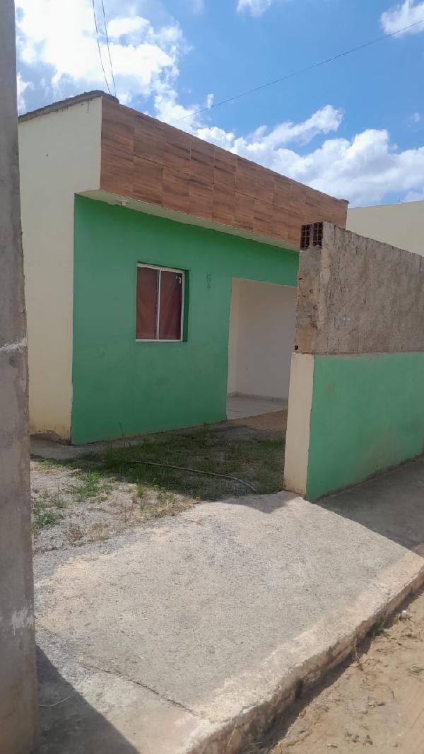 Vende-se em Cha De Alegria-PE  Casa, 55.75 de área total, 55.75 de área privativa, 127.50 de área do terreno,  2_qto(s), a.serv, WC, 1_sala(s), cozinha, Terraco.